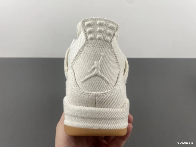 Jordan AO2571-100 Air Levi's x 'White' 4 1026